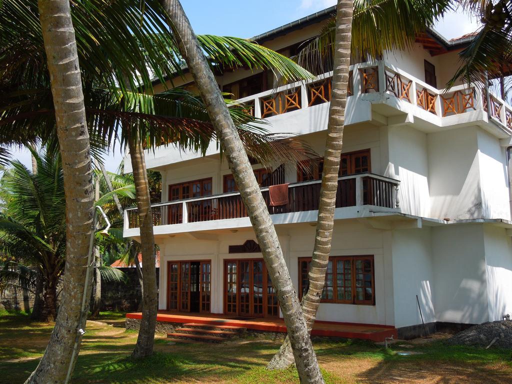 Dalawella Beach House Unawatuna Extérieur photo